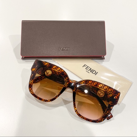 Fendi Sunglasses - Picture 2 of 2